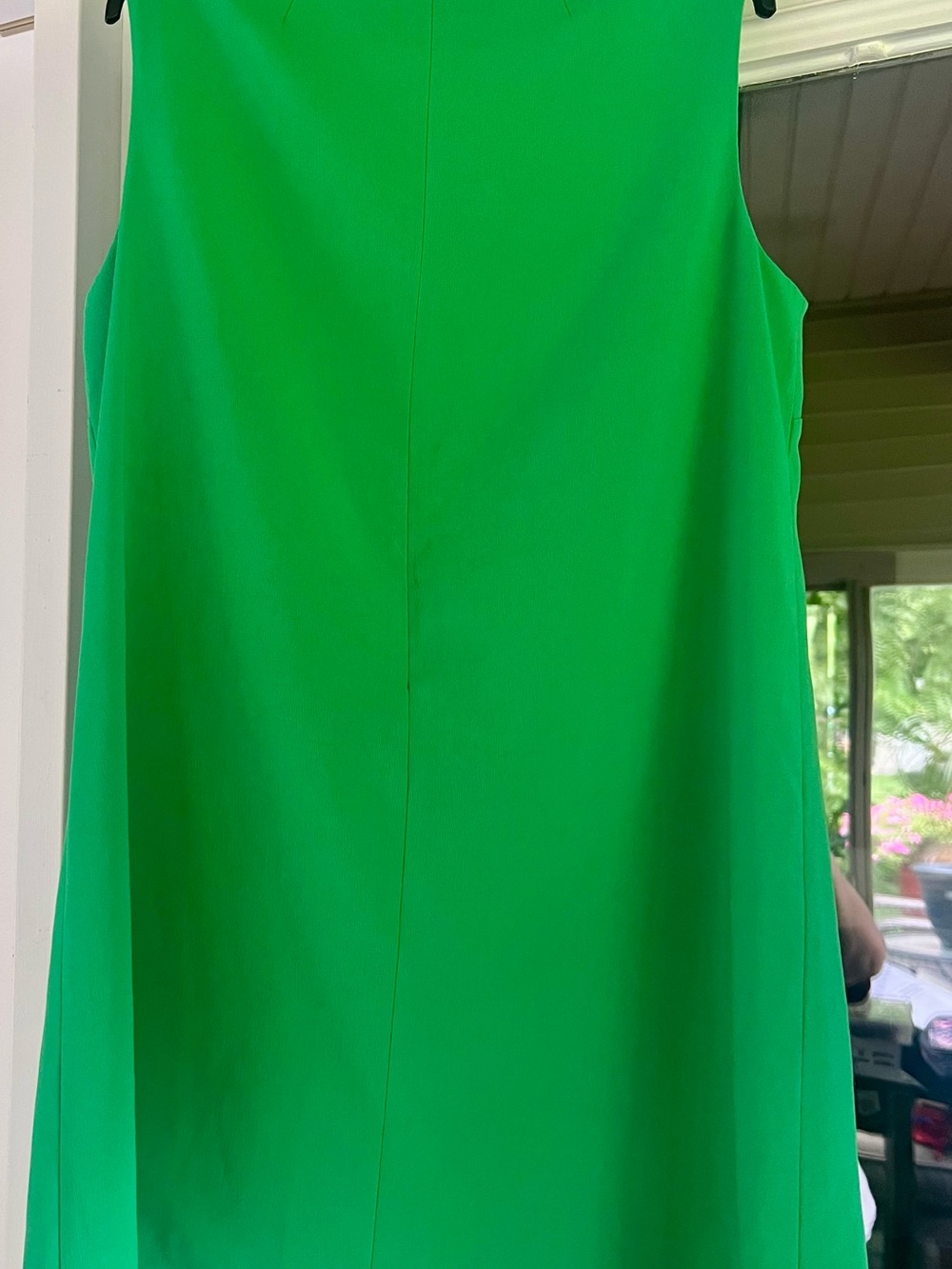Alex Marie Emerald Green Sleeveless Shift Dress - Picture 3 of 10